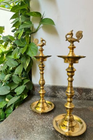 Annapakshi Vizhakku