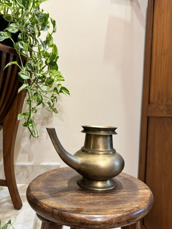 KINDI WATER VESSEL