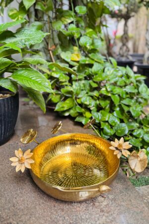 LOTUS URLI PLATE