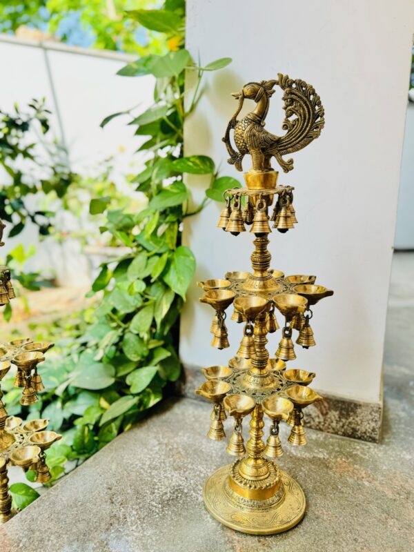 Triple Layer Bell Vizhakku