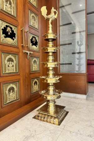 Annapakshi Step Vizhakku