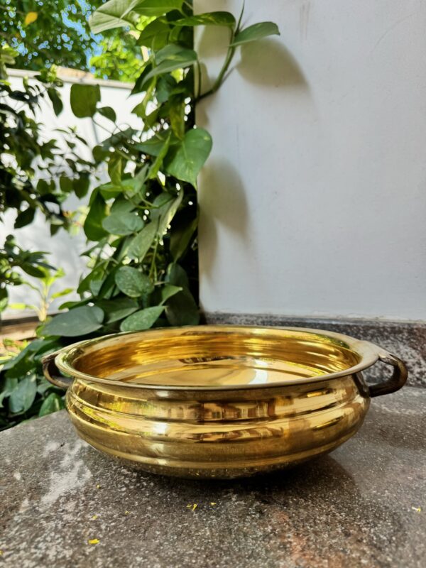 BRASS URLI