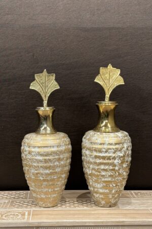 GOLD RUSTIC VASE