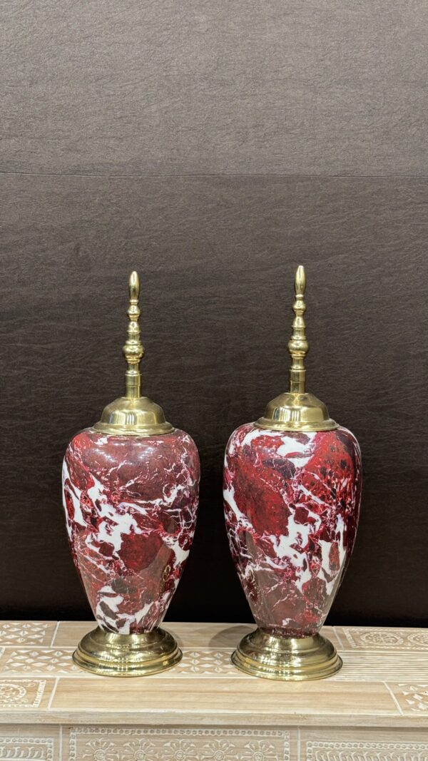 BLOOD RED MARBLE VASE
