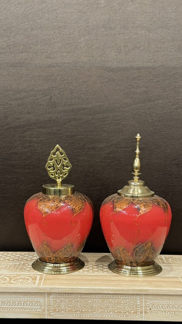 SCARLET RED VASE