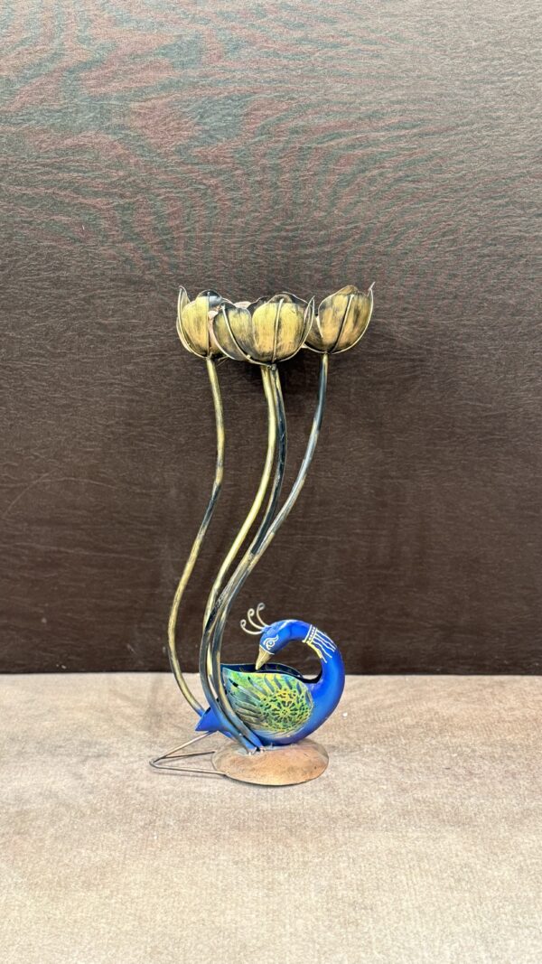 PEACOCK STAND