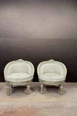 ANTIQUE SILVER LOW SEATER