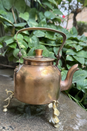 TEA POT