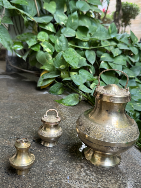 WATER POT