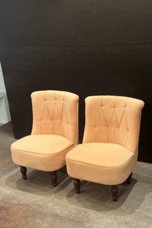 ORANGE MANDAP CHAIR