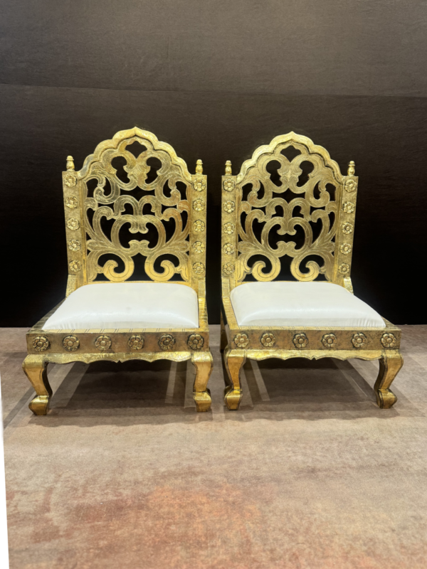 GOLDEN DOME CHAIR - WHITE