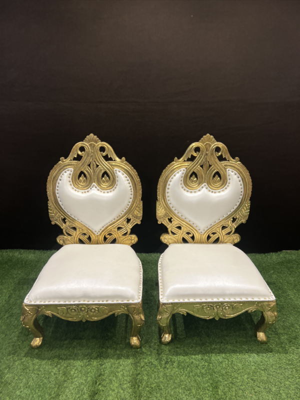 GOLDEN HEART CHAIR - WHITE