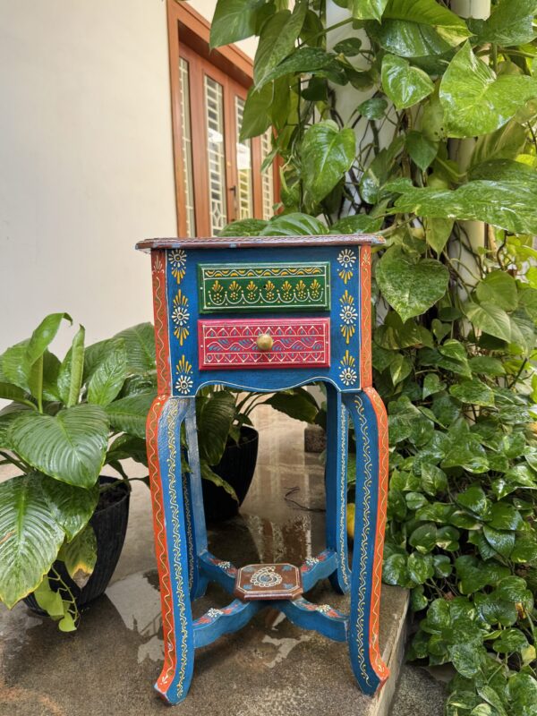 MULTICOLOR SIDE TABLE- BLUE