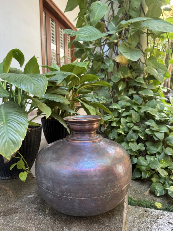 COPPER ANTIQUE POT
