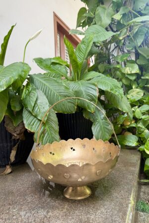 ANTIQUE FLOWER BASKET / POO KOODAI