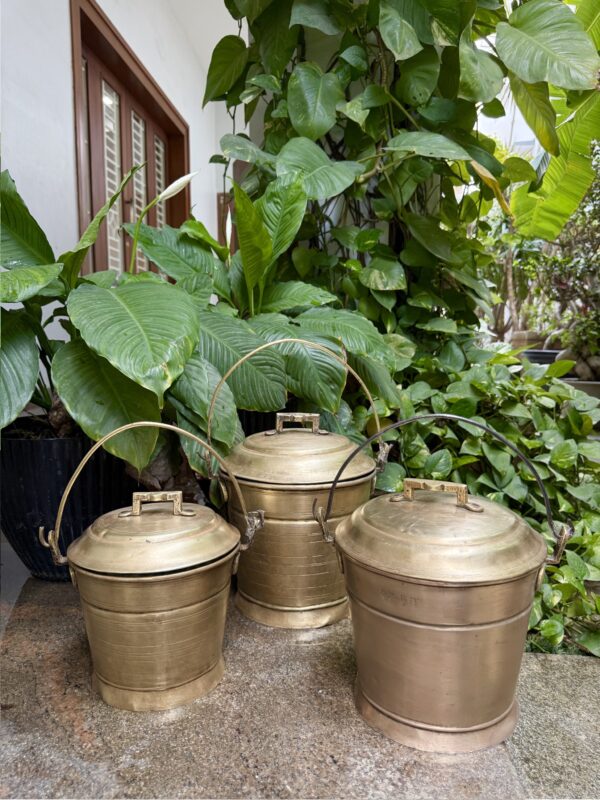 ANTIQUE THOOKU BUCKET