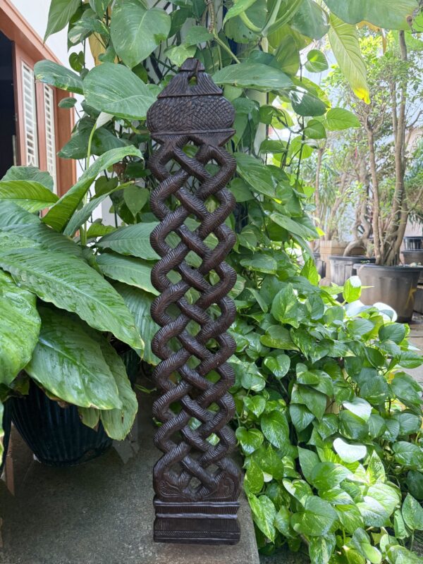 WOODEN BRAIDED SPOON STAND A